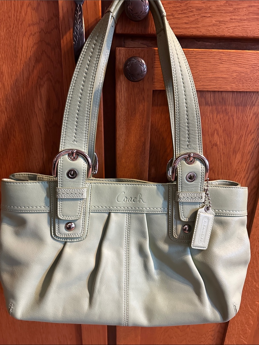 Vintage Coach Light Green Leather Shoulder Bag